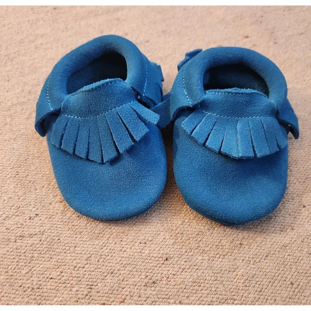 Rad moccasins 100% leather size 0-6m -blue